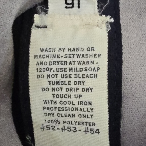 Charan Reversible Jacket - Picture 9 of 9